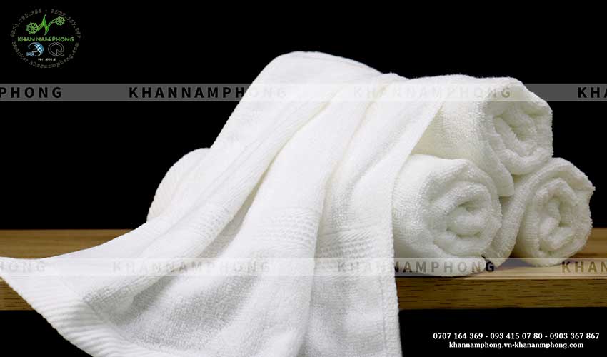 Khăn mặt khách sạn màu trắng cotton