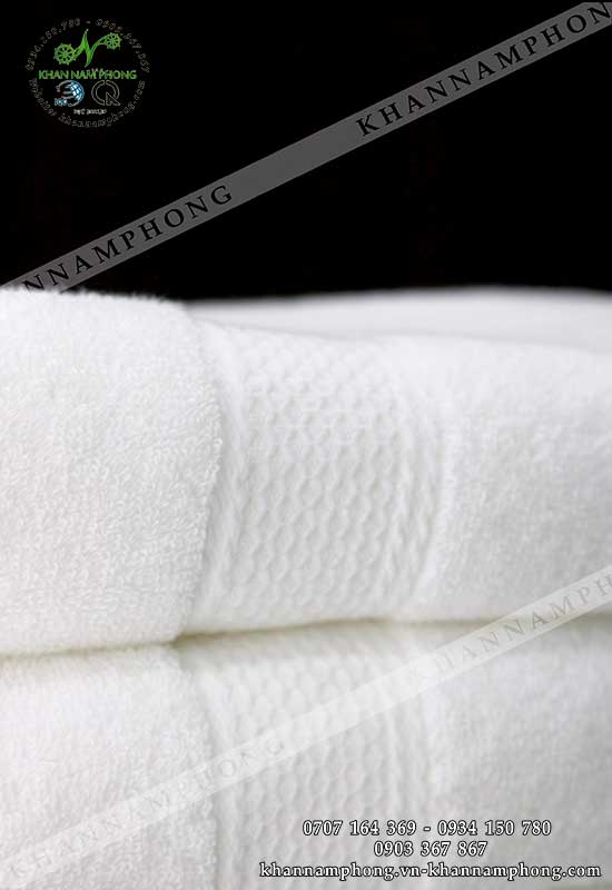 バスタオルのホテルの白い綿花プレミアム
