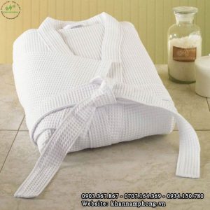 Áo choàng tắm - Vật dụng trong khách sạn