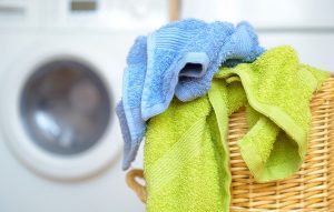 Giặt khăn khách sạn sai cách gây tác hại không ngờ tới