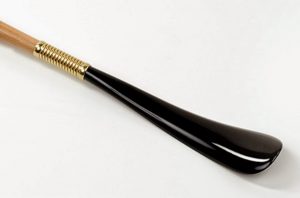 Đón gót giày - Vật dụng trong khách sạn