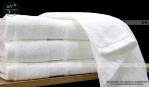 Khăn tắm khách sạn