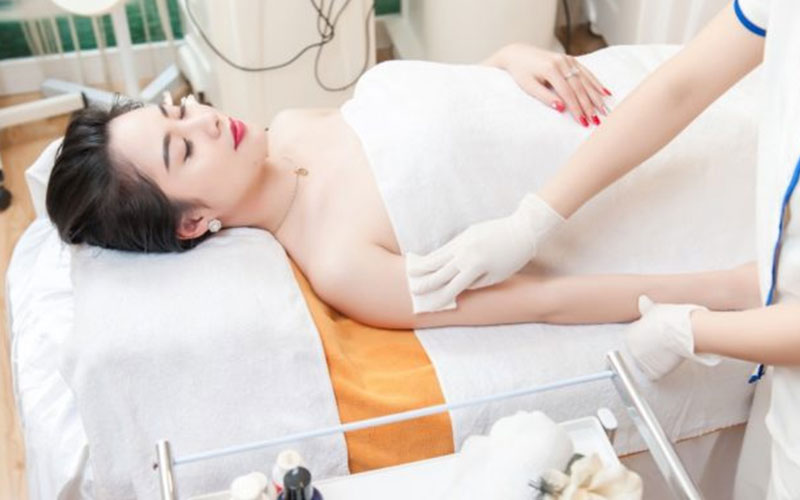 Cách nào để xác định chất lượng khăn trải giường spa Bình Dương