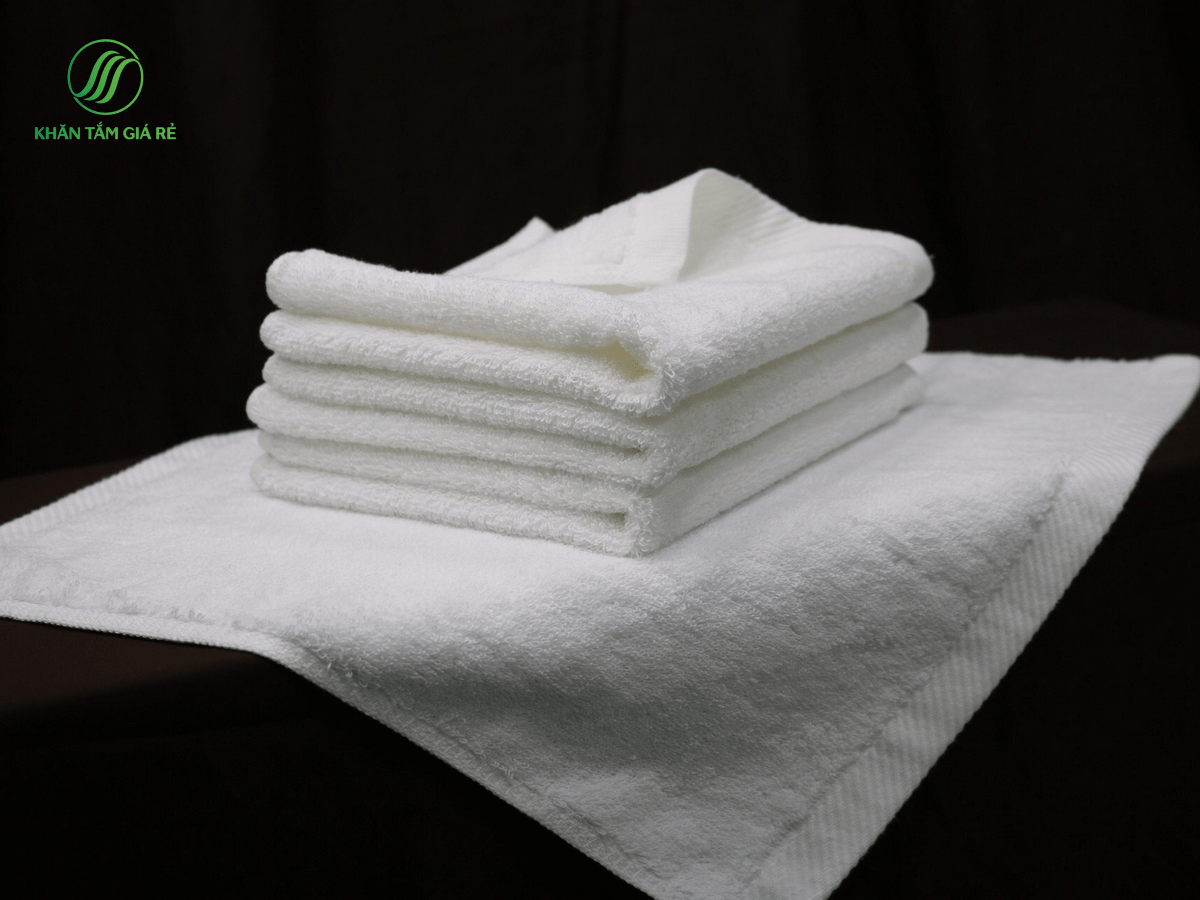 Face towel hotel white cotton