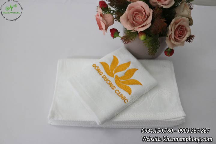 Mẫu khăn lau tay Đông Dương Clinic (Trắng - Cotton)