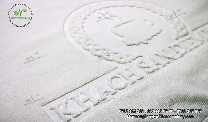 Khăn khách sạn Diễm Minh chất liệu cotton trắng