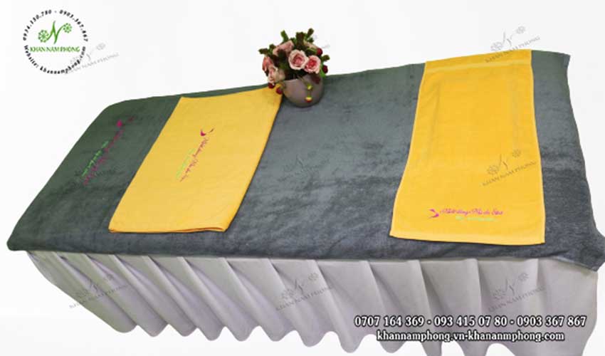 Mẫu khăn trải giường Nhất Dáng Nhì Da Spa (Vàng & amp; Xám - Cotton)