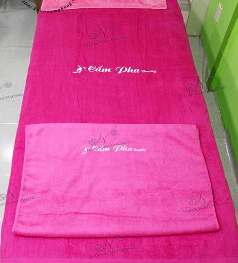 Bedding Spa 100% Cotton Pink Embroidered Logo