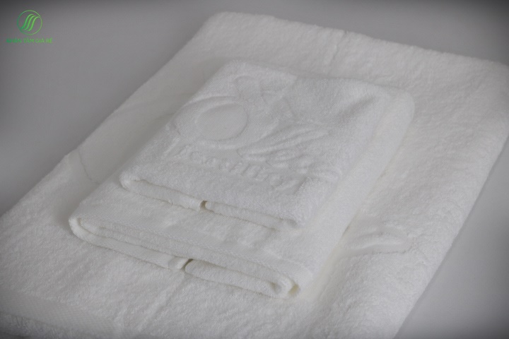Bandanas Spa what is and how to wrap a towel Spa like? 