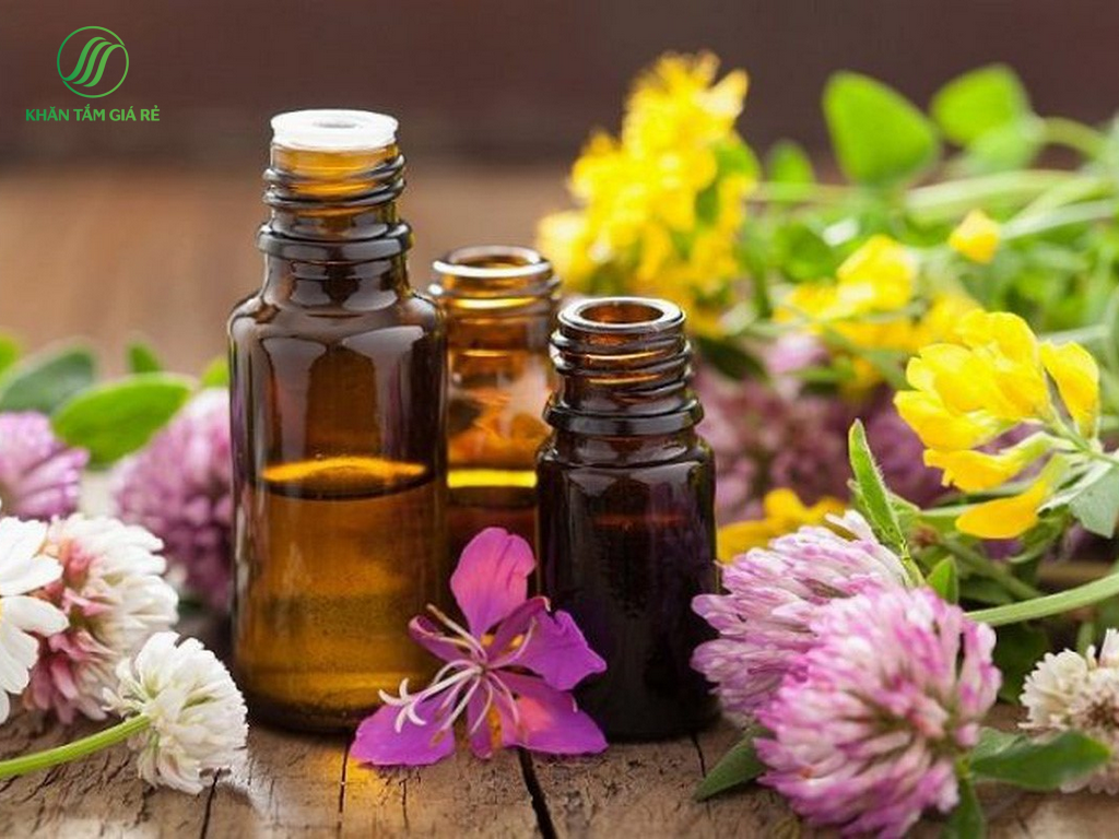 Natural oils help users feel relaxed, reduce stress